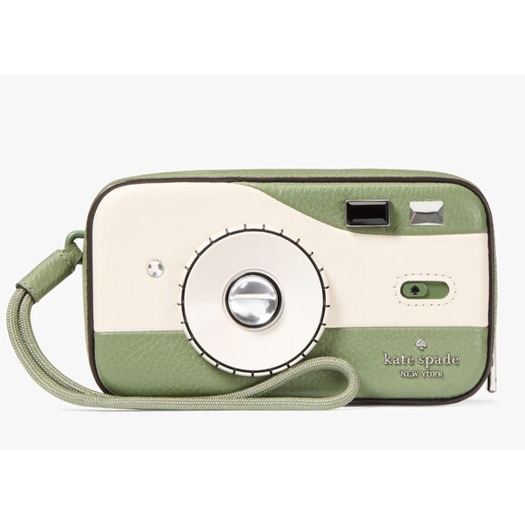 New Disney X Kate Spade Picture This 3d Camera Wristlet Cedar Stand Multi - Picture 1 of 4